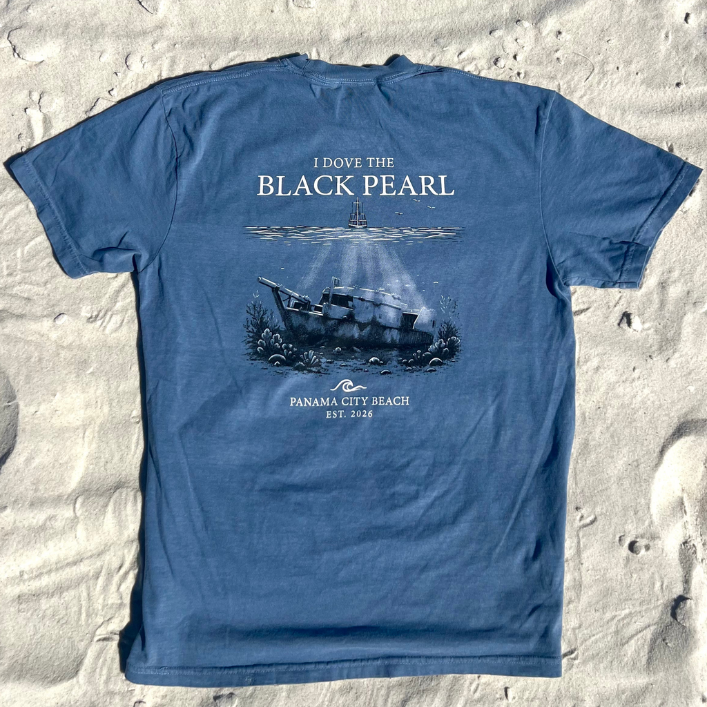 I Dove The Black Pearl - T-Shirt
