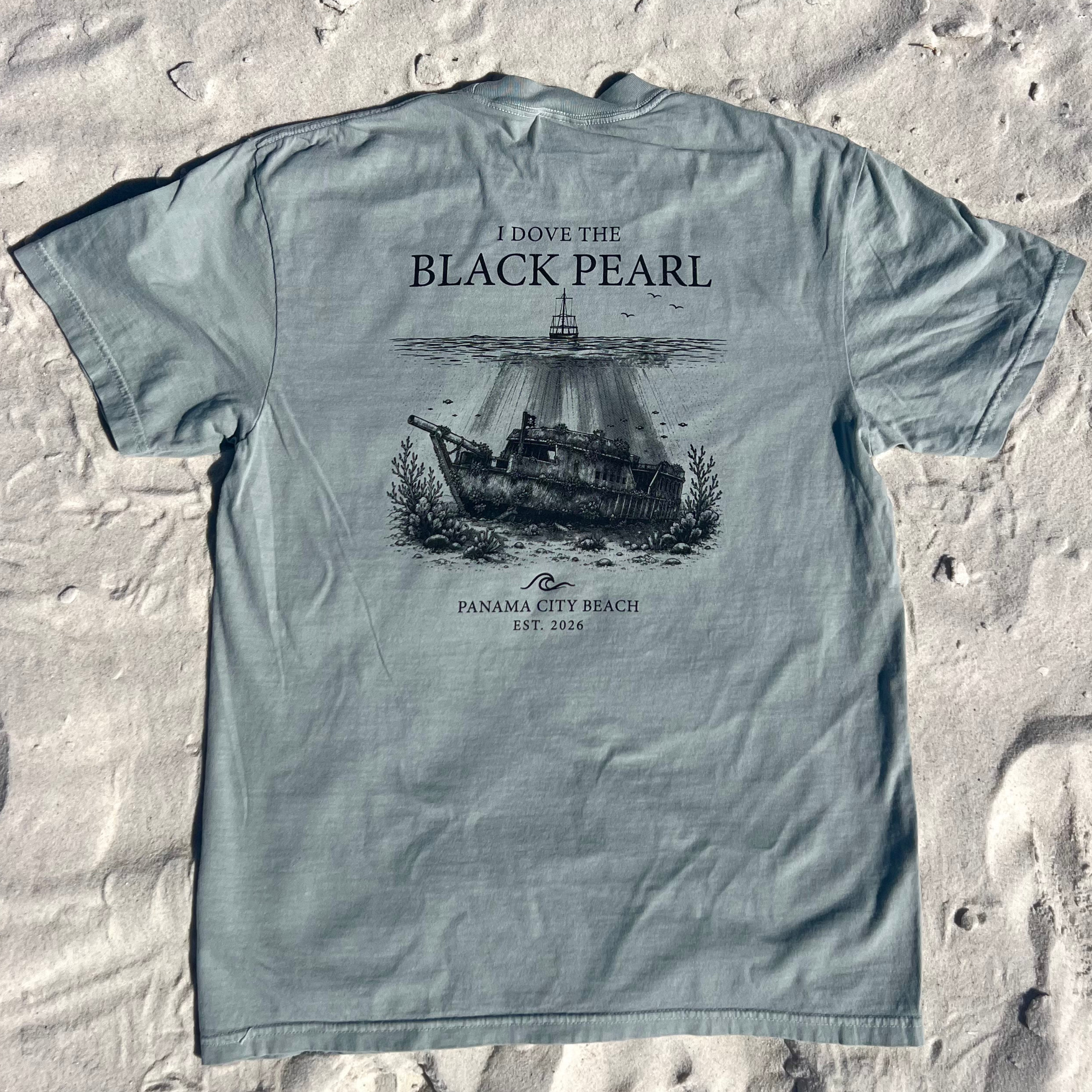 I Dove The Black Pearl - T-Shirt